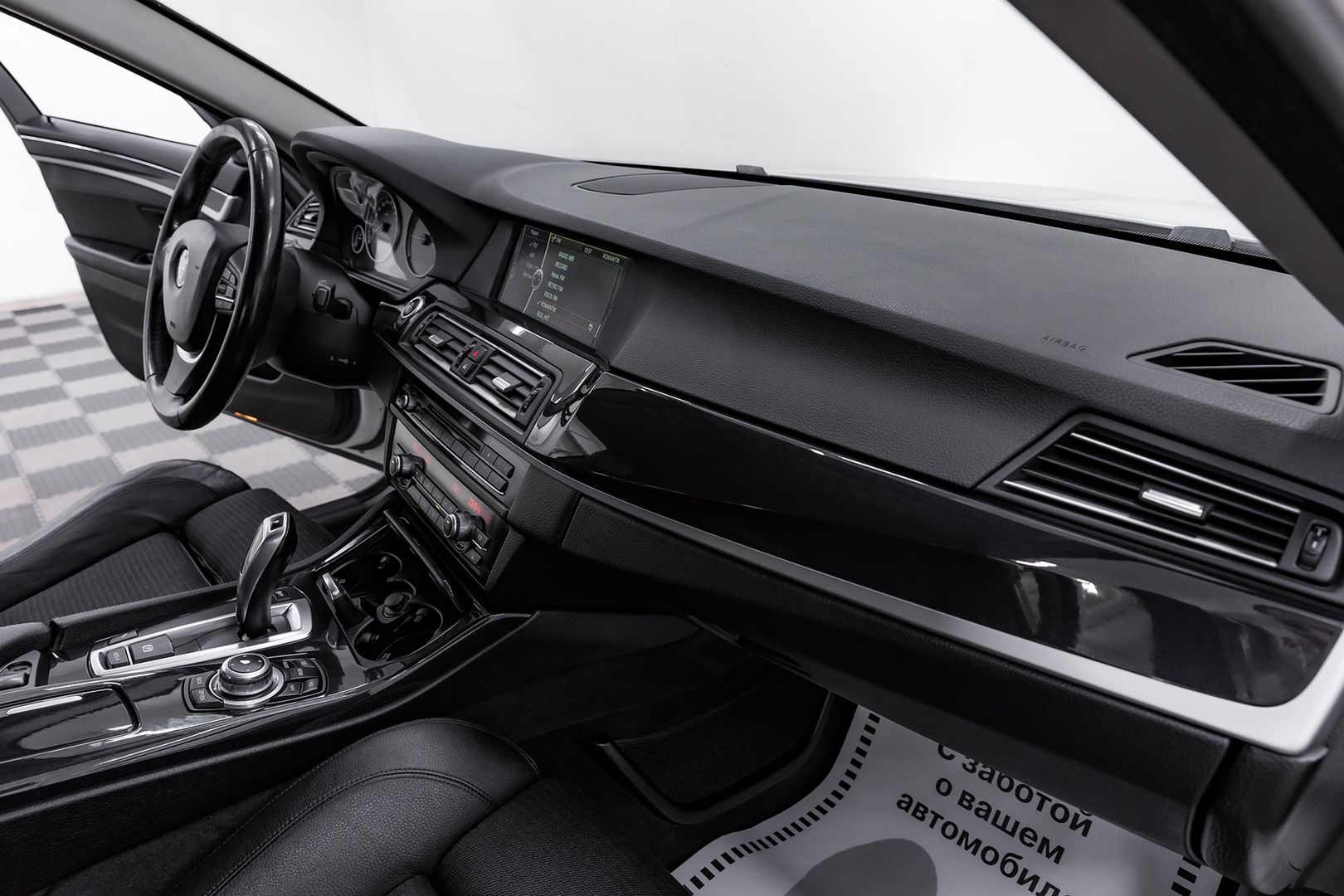 BMW 5 серии, VI (F10/F11/F07), 2010 фото 16