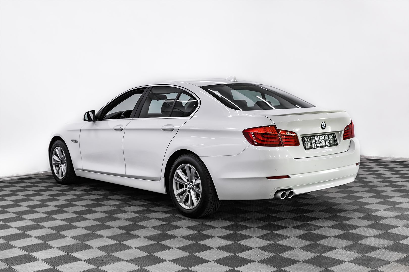 BMW 5 серии, VI (F10/F11/F07), 2010 фото 6