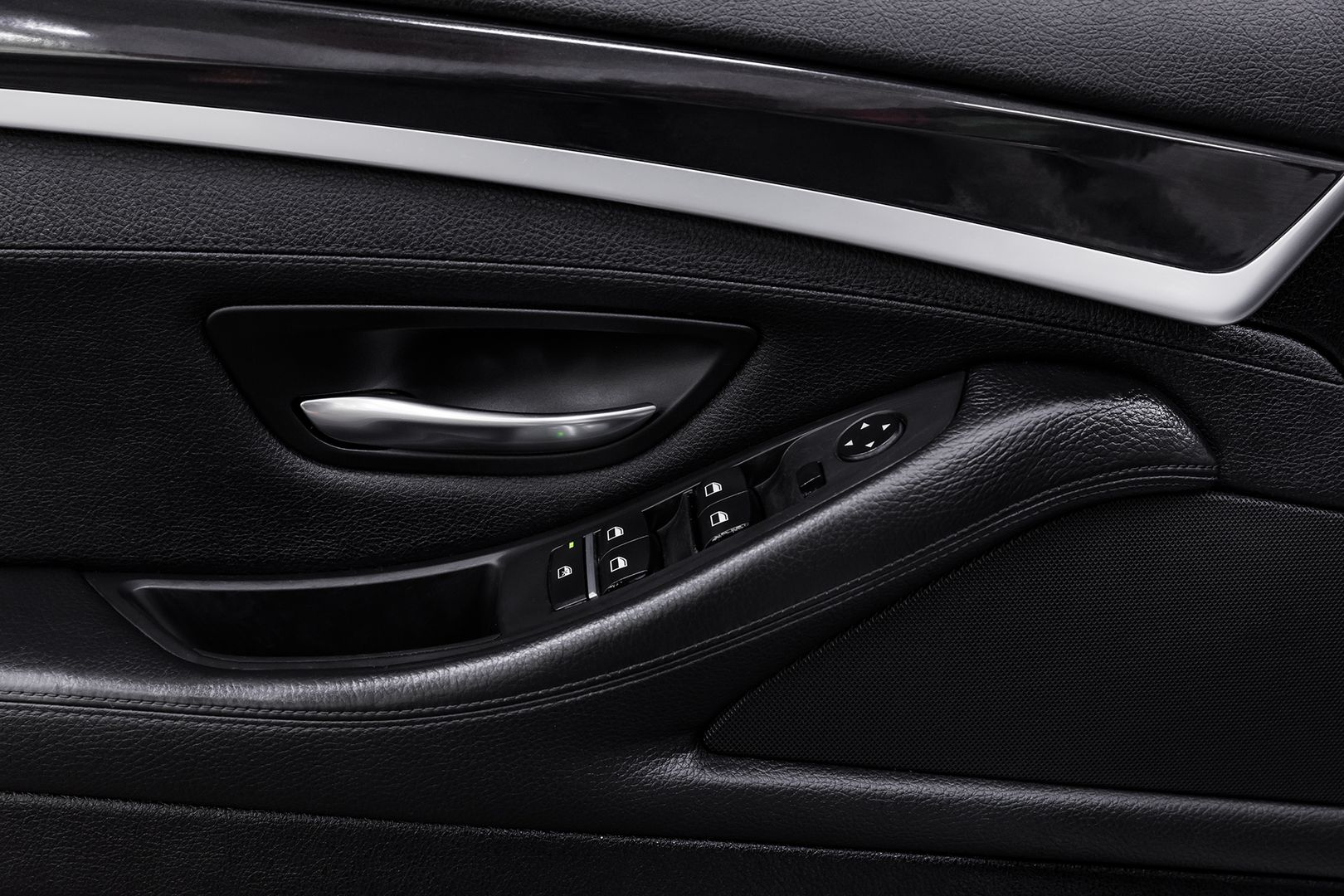 BMW 5 серии, VI (F10/F11/F07), 2010 фото 17