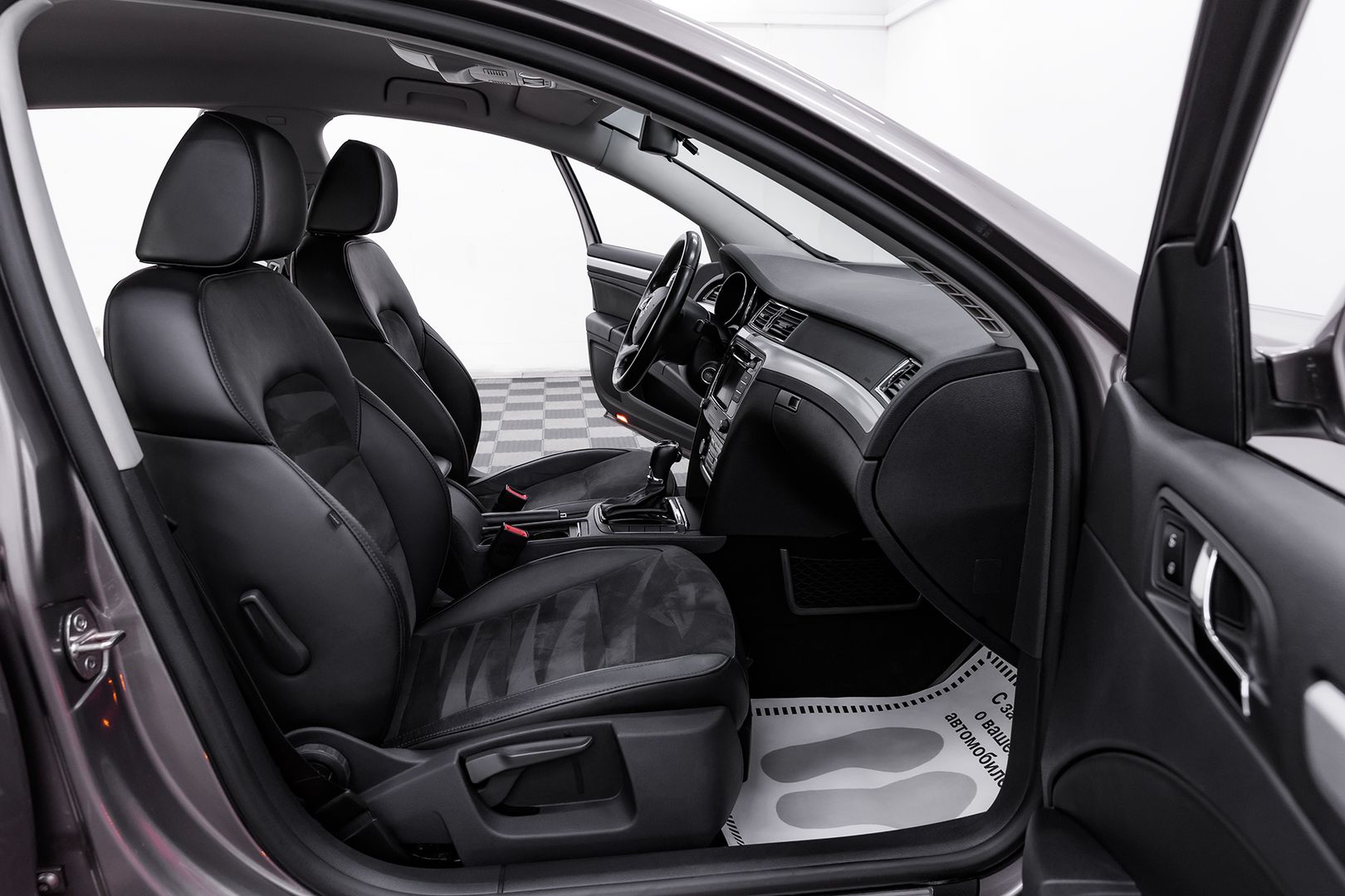 Skoda Superb, II Рестайлинг, 2014 фото 15