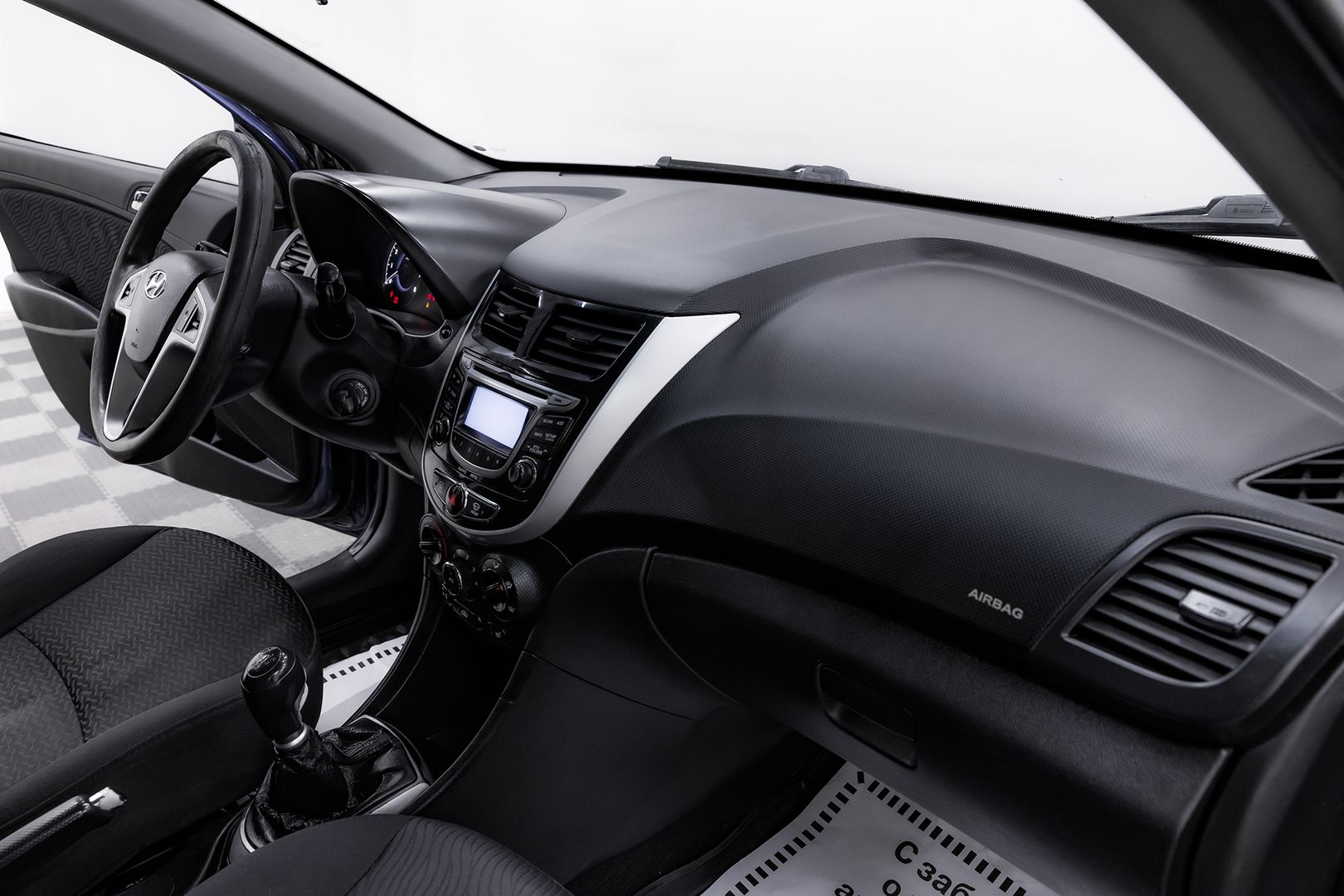 Hyundai Solaris, I, 2012 фото 17