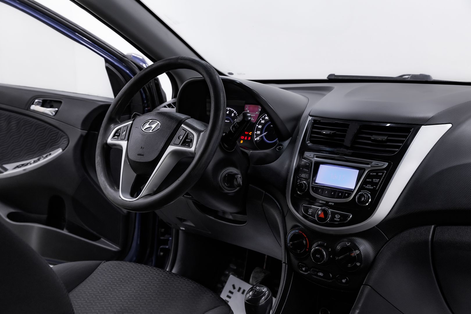 Hyundai Solaris, I, 2012 фото 10