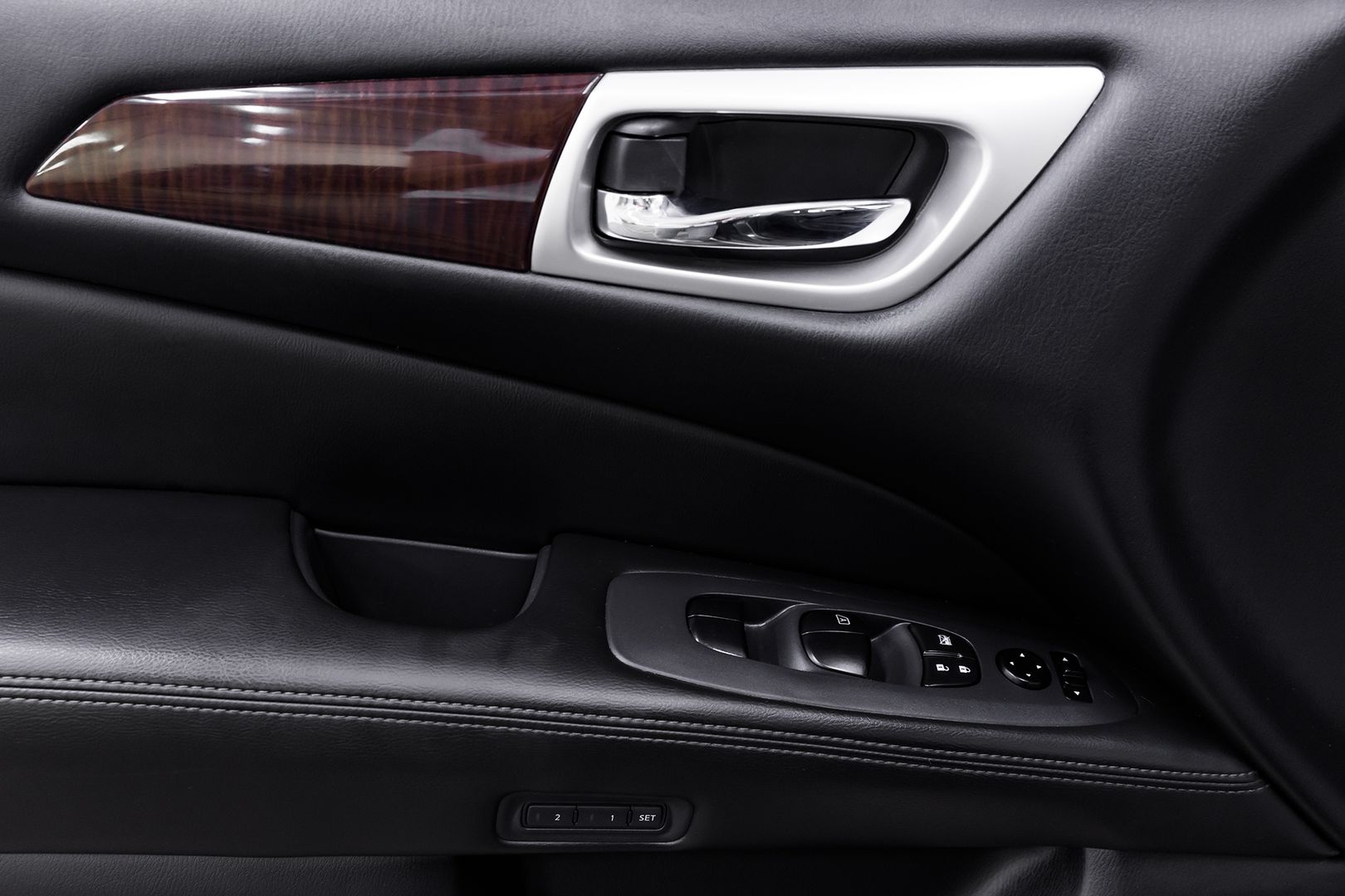 Nissan Pathfinder, IV, 2014 фото 7