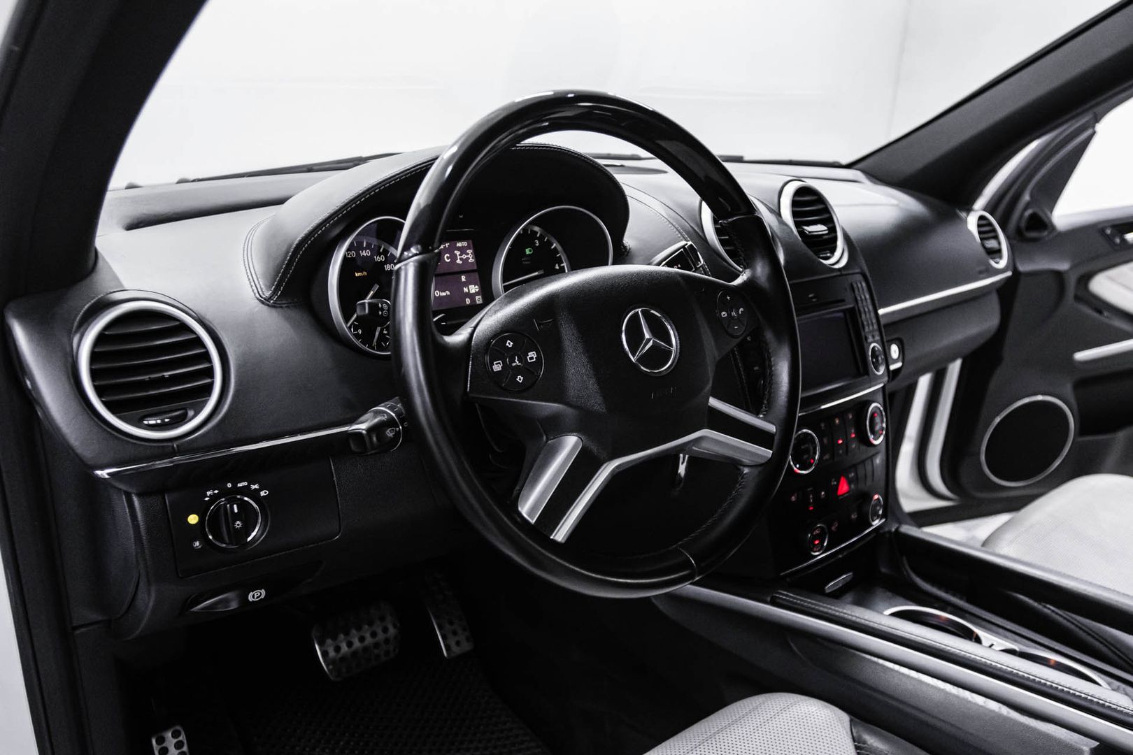 Mercedes-Benz GL-Класс, I (X164) Рестайлинг, 2012 фото 9