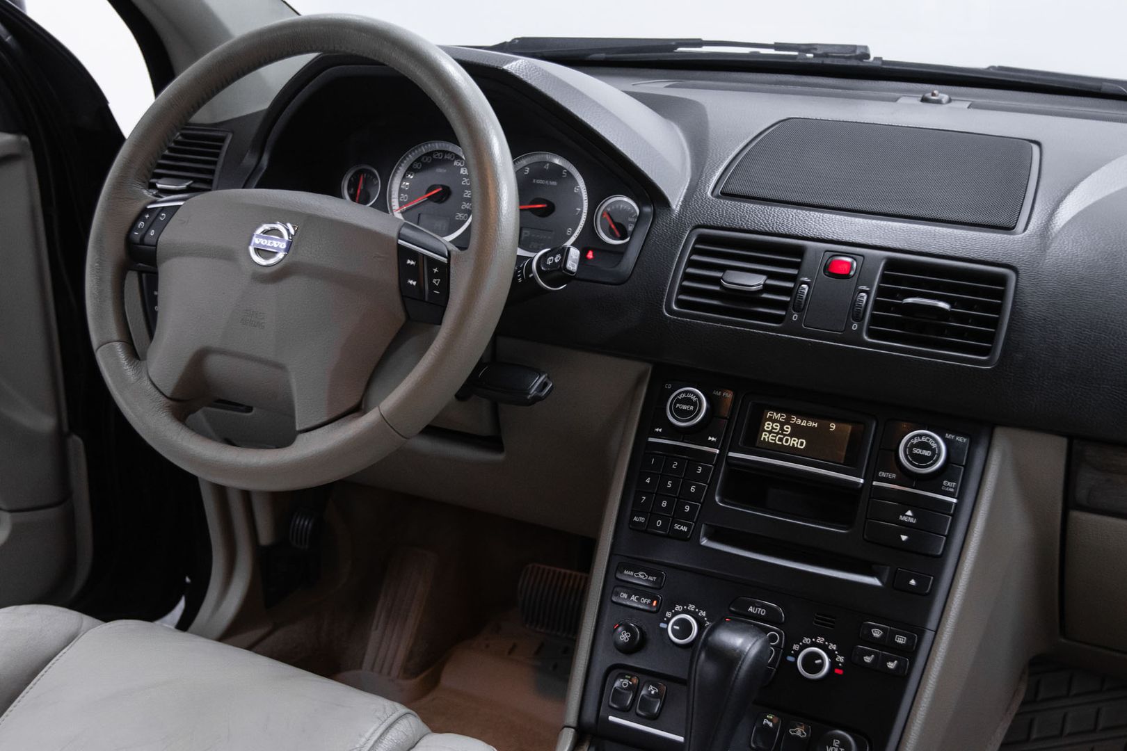 Volvo XC90, I Рестайлинг, 2010 фото 11