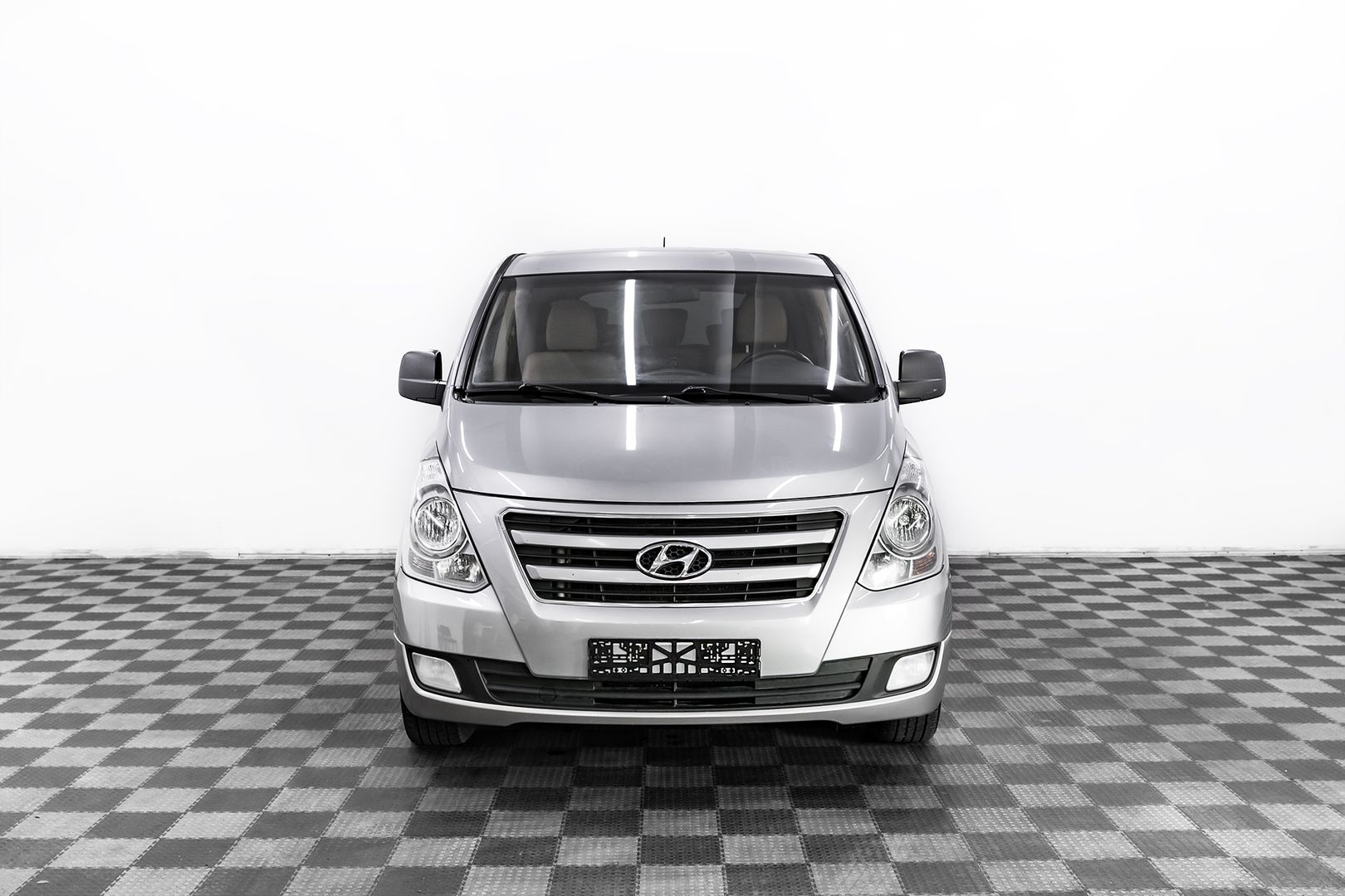 Hyundai H-1, II Рестайлинг, 2017 фото 2