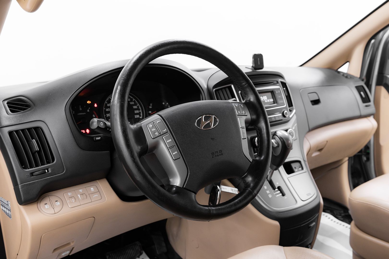 Hyundai H-1, II Рестайлинг, 2017 фото 10