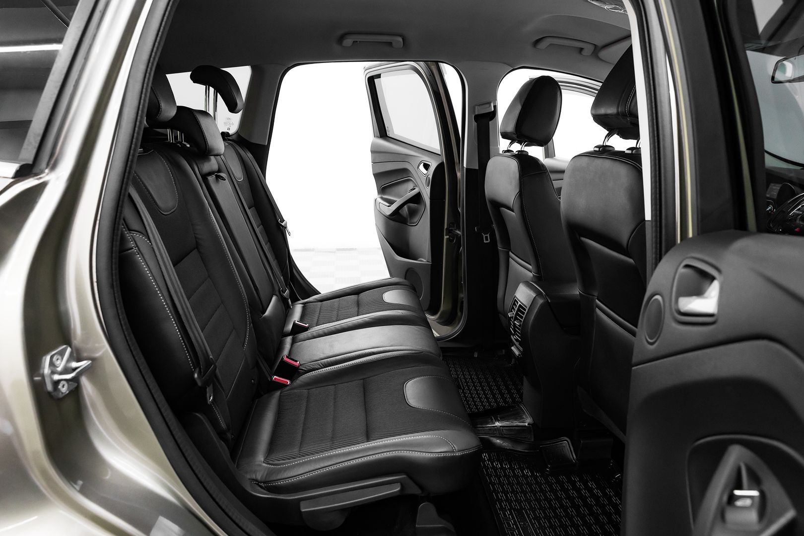 Ford Kuga, II, 2013 фото 17