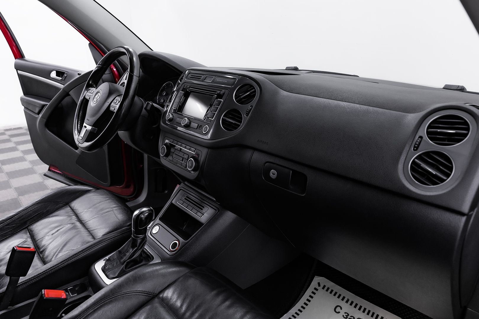 Volkswagen Tiguan, I Рестайлинг, 2015 фото 17