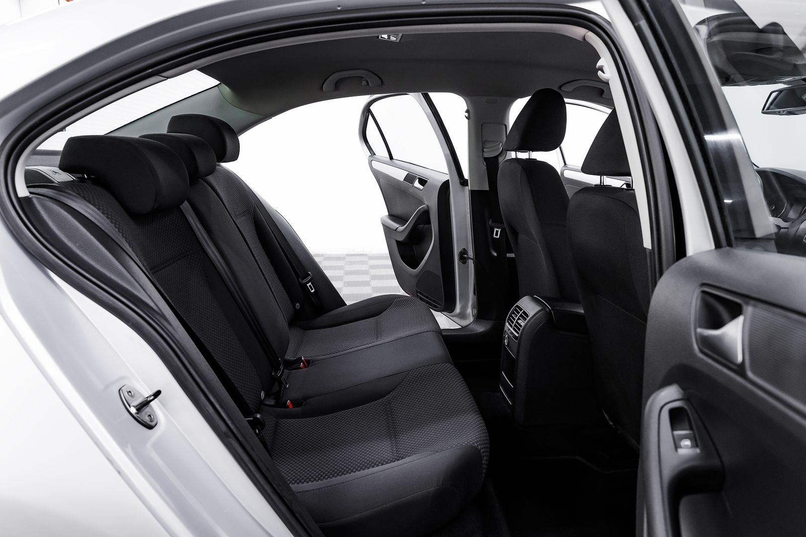 Volkswagen Jetta, VI, 2013 фото 16