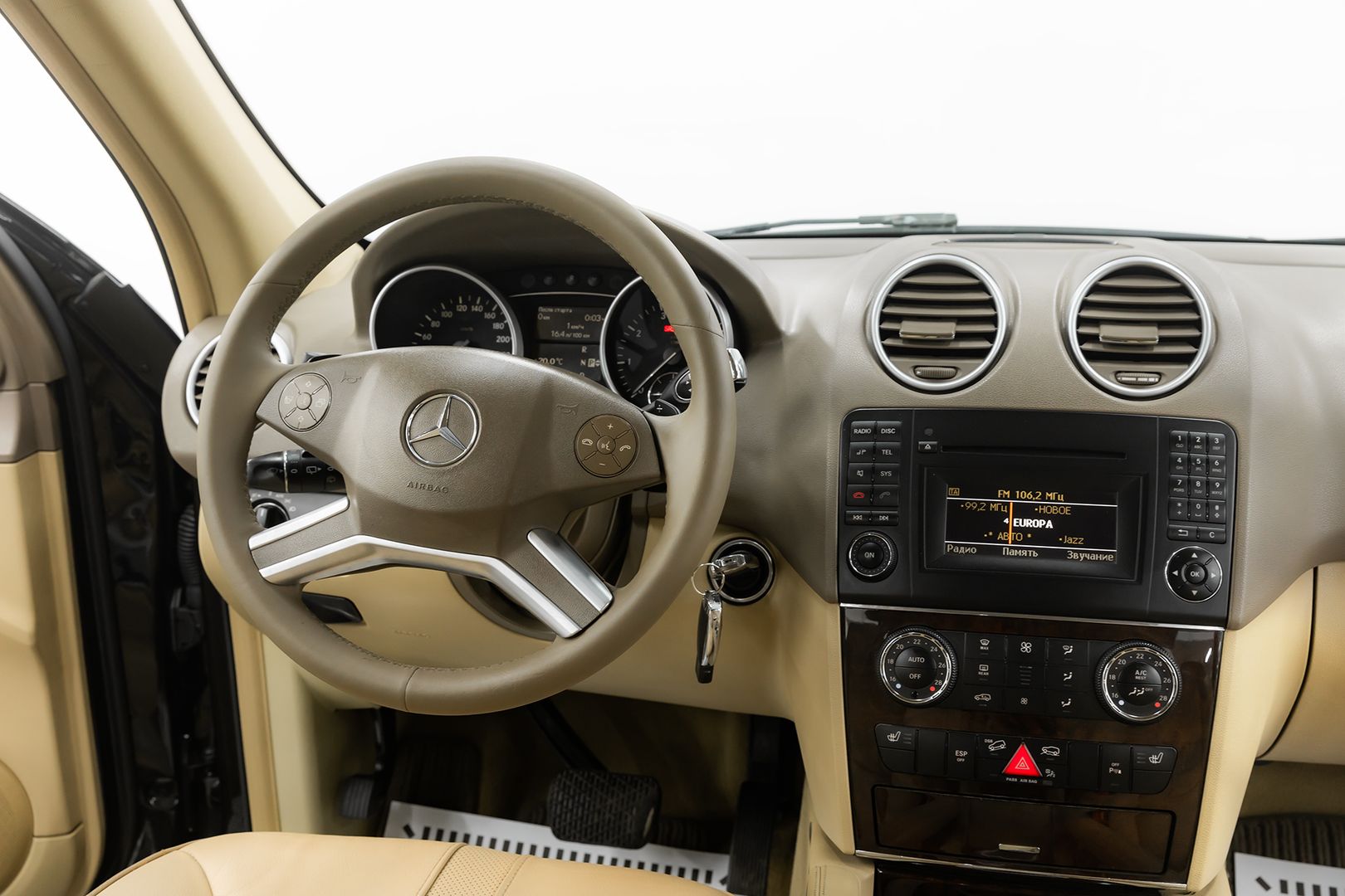 Mercedes-Benz M-Класс, II (W164) Рестайлинг, 2010 фото 11