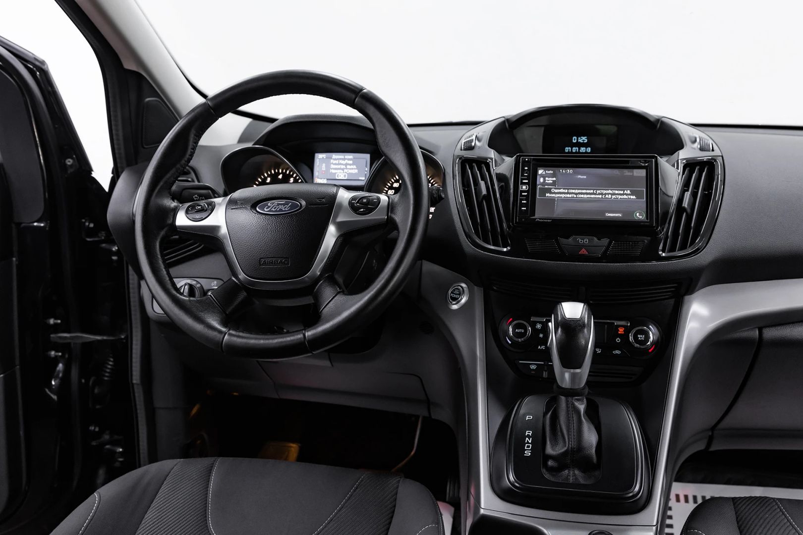 Ford Kuga, II, 2015 фото 14