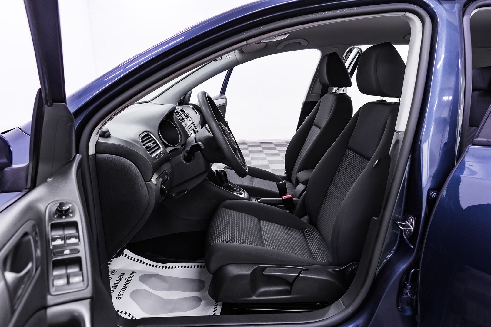 Volkswagen Golf, VI, 2011 фото 8