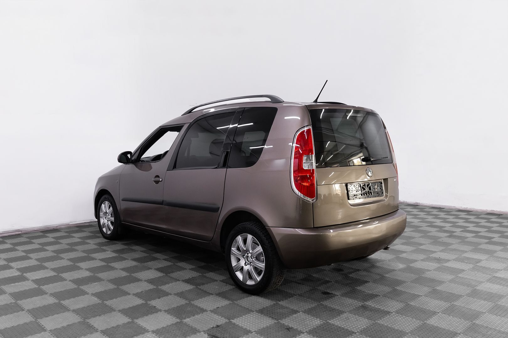 Skoda Roomster, I Рестайлинг, 2012 фото 6