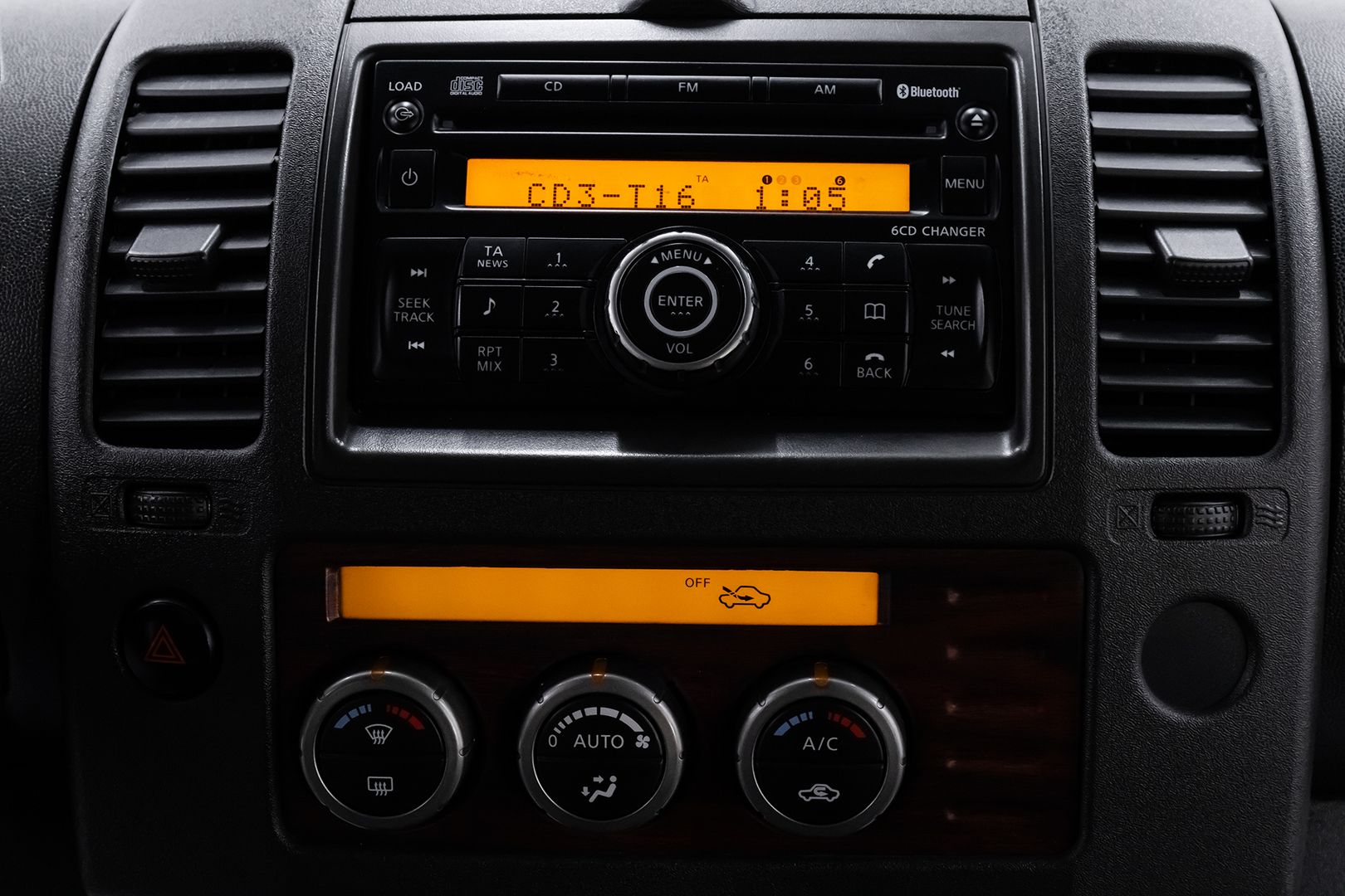 Nissan Navara (Frontier), III (D40), 2008 фото 8