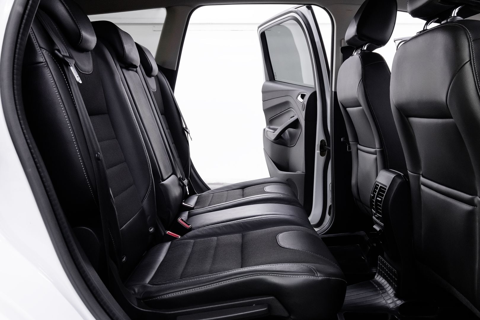 Ford Kuga, II, 2013 фото 15