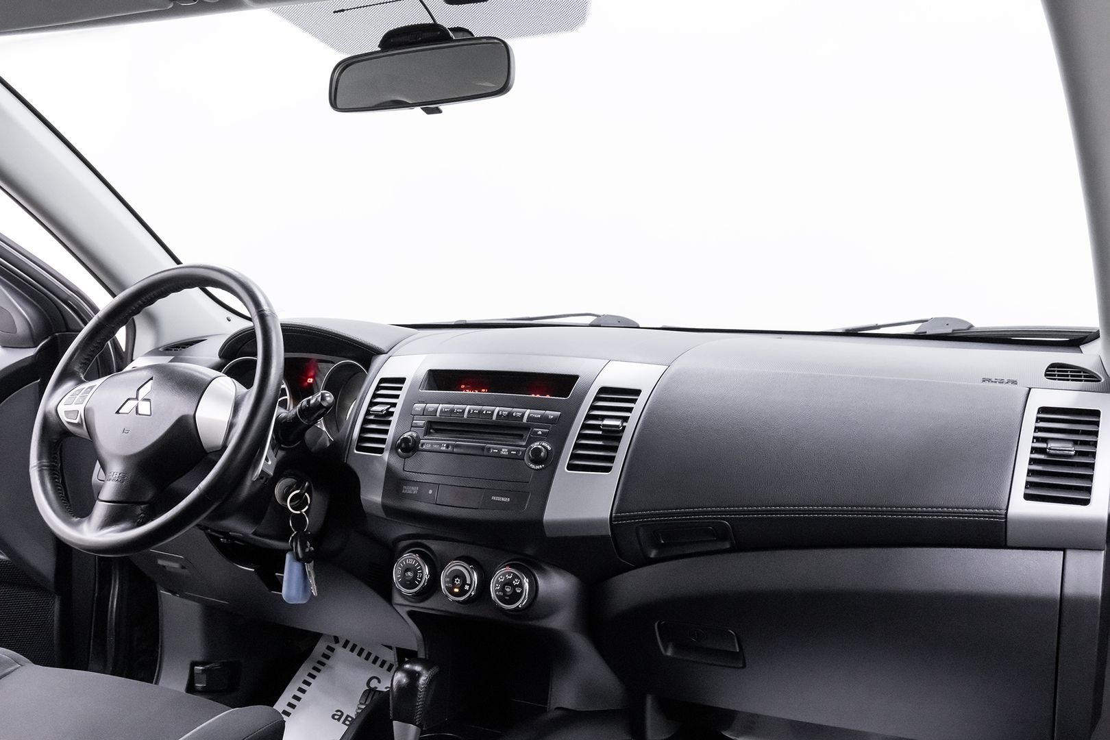 Mitsubishi Outlander, II Рестайлинг, 2011 фото 16