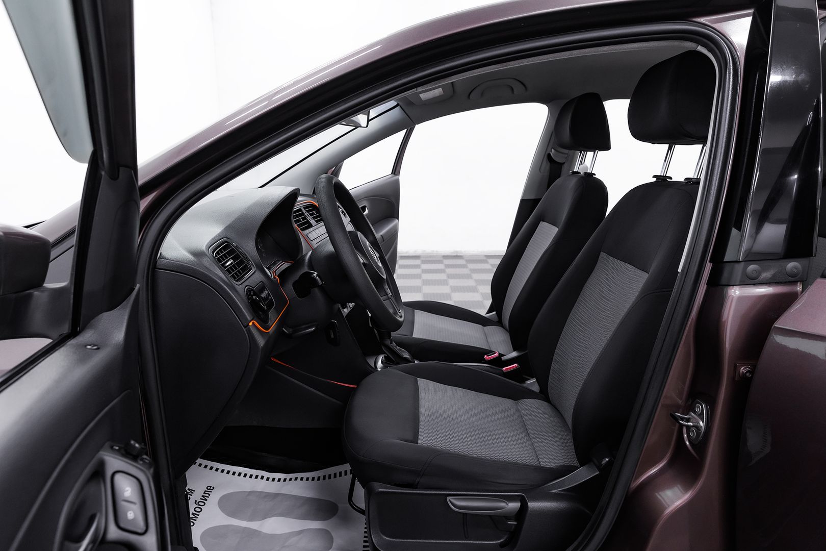 Volkswagen Polo, V, 2014 фото 6