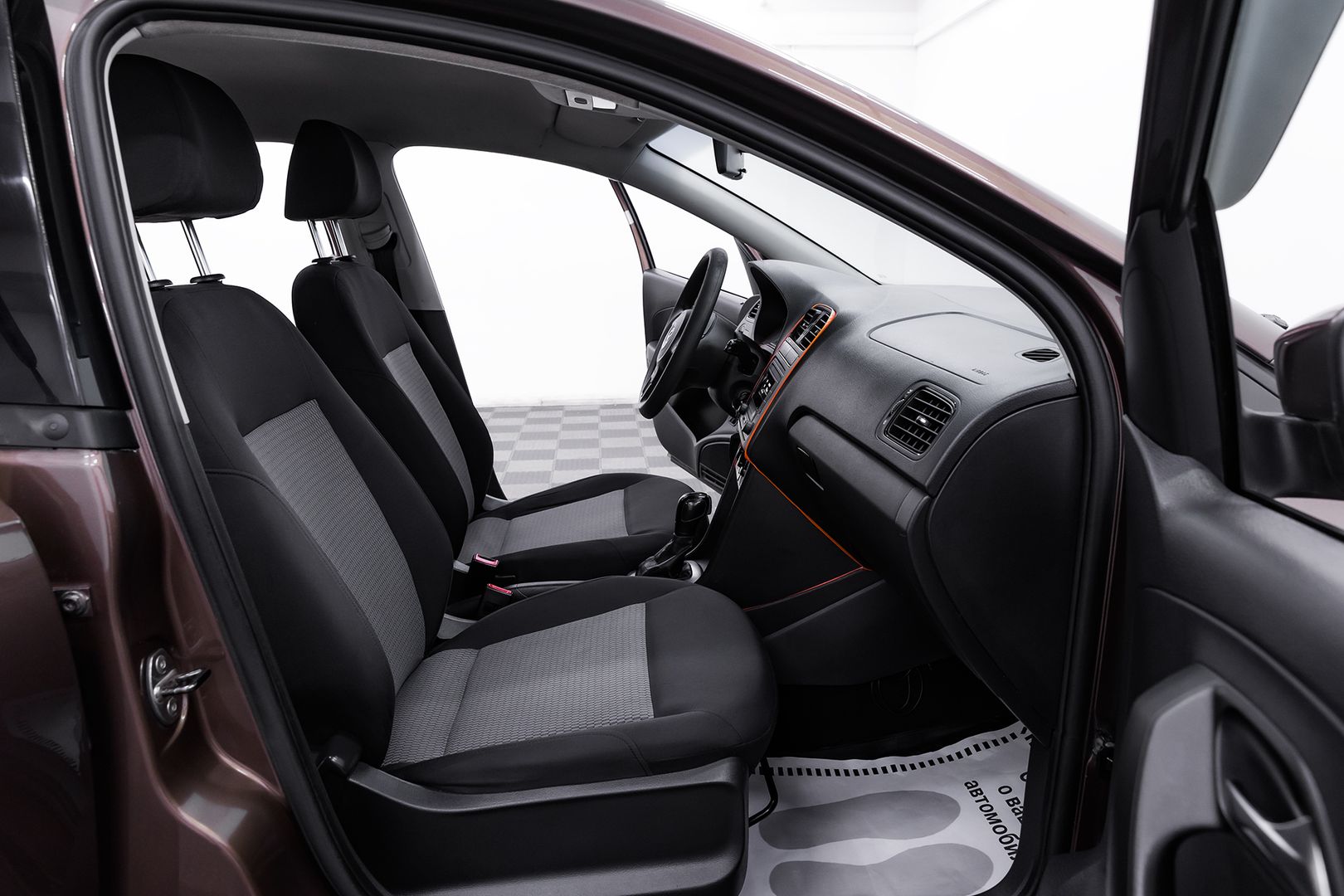 Volkswagen Polo, V, 2014 фото 12