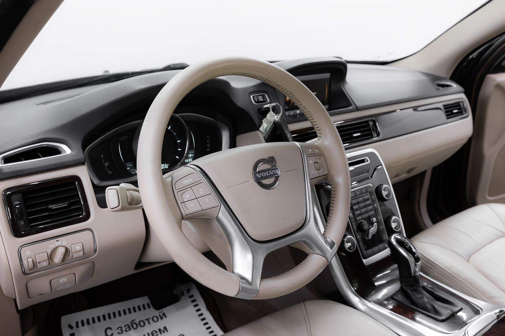 Volvo XC70, II Рестайлинг, 2013 фото 10