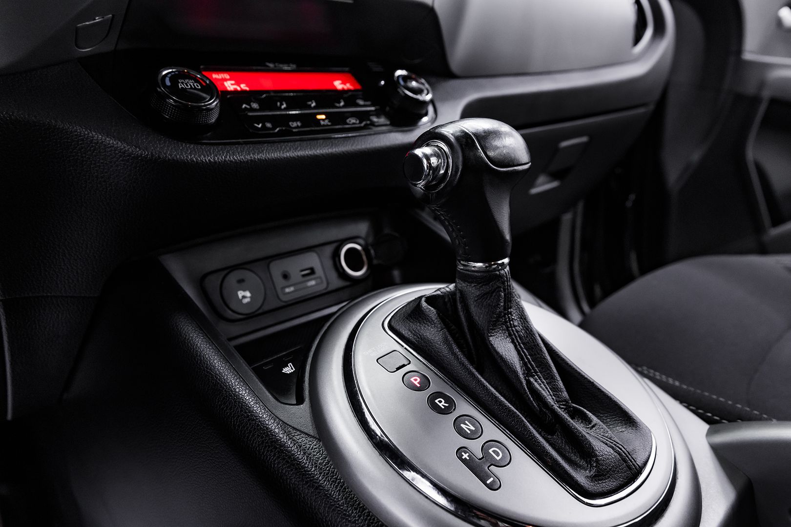 Kia Sportage, III Рестайлинг, 2015 фото 12