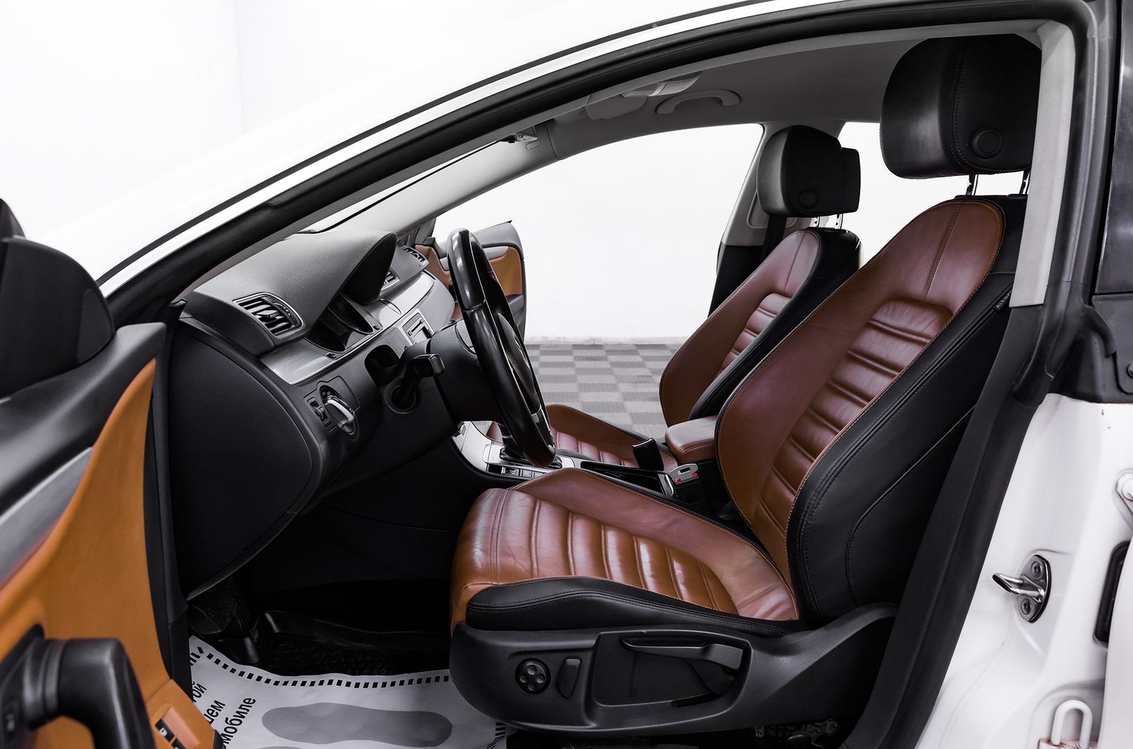 Volkswagen Passat CC, I Рестайлинг, 2012 фото 7