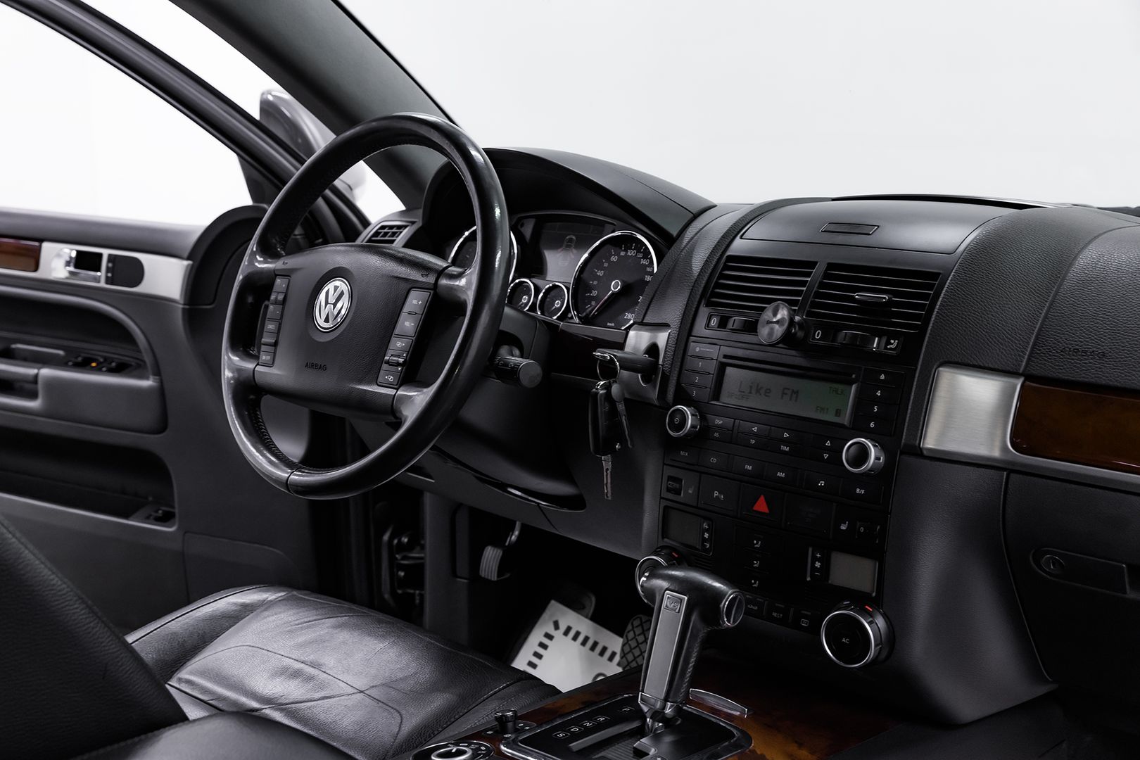 Volkswagen Touareg, I Рестайлинг, 2009 фото 17