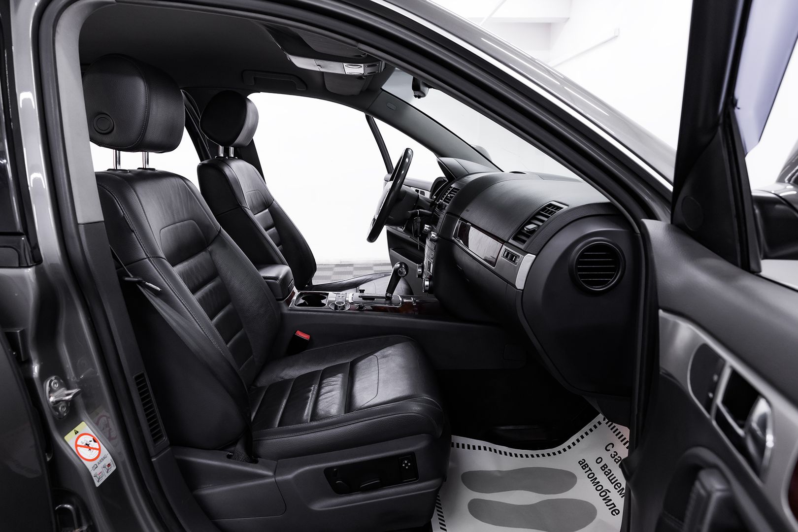 Volkswagen Touareg, I Рестайлинг, 2009 фото 15