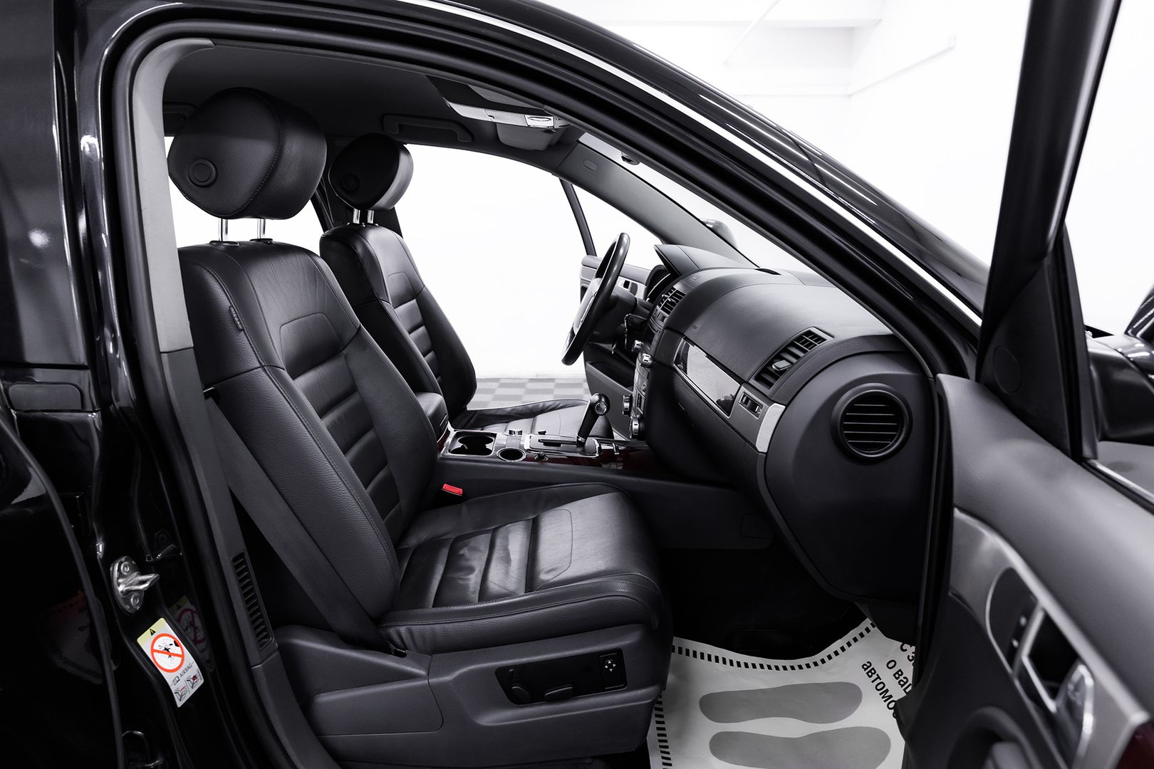 Volkswagen Touareg, I Рестайлинг, 2009 фото 15