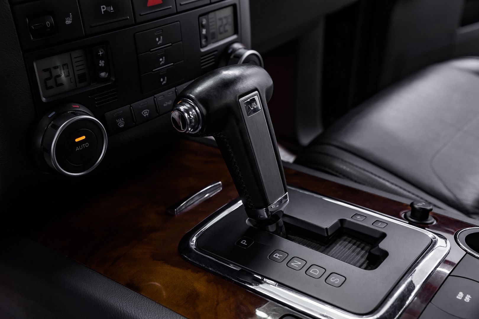 Volkswagen Touareg, I Рестайлинг, 2009 фото 13