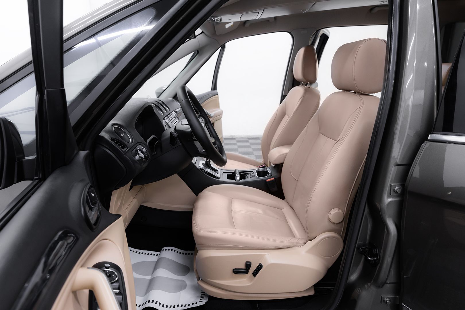 Ford Galaxy, II Рестайлинг, 2012 фото 7