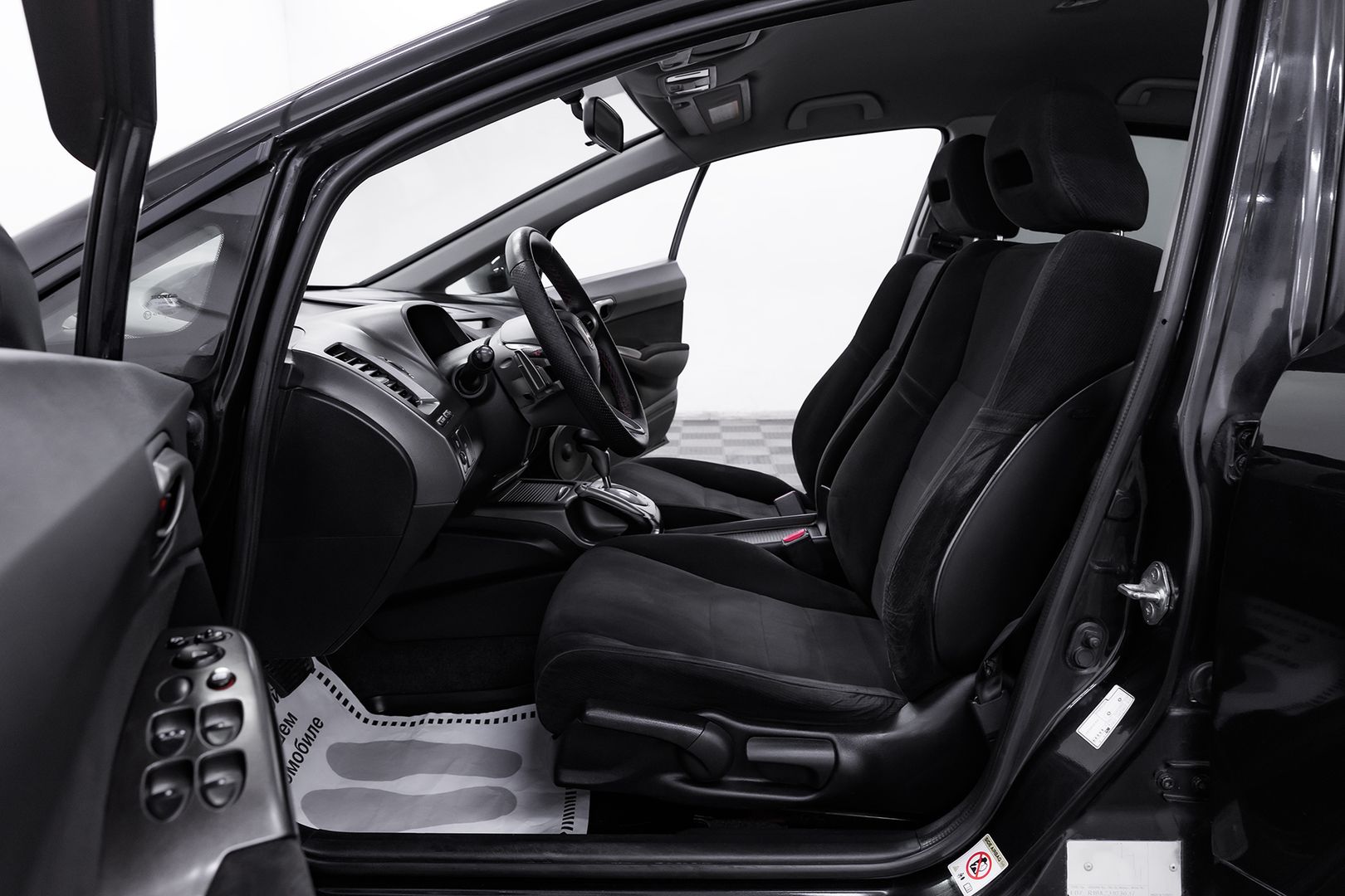 Honda Civic, VIII, 2008 фото 12