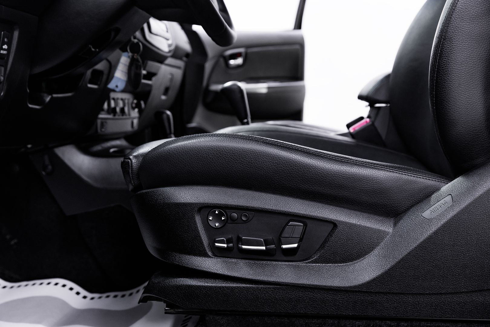 Toyota Hilux, VII Рестайлинг, 2015 фото 9