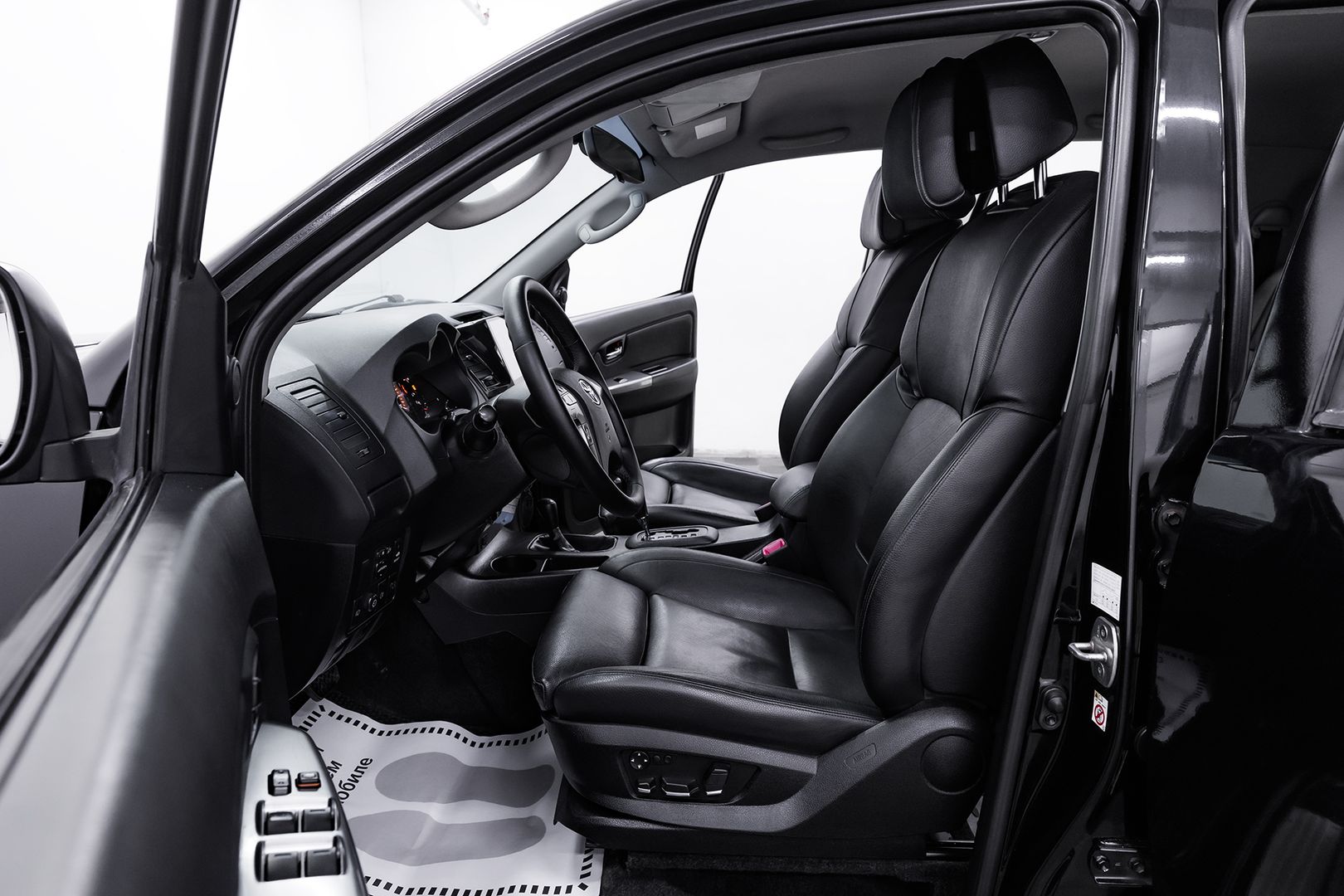 Toyota Hilux, VII Рестайлинг, 2015 фото 7