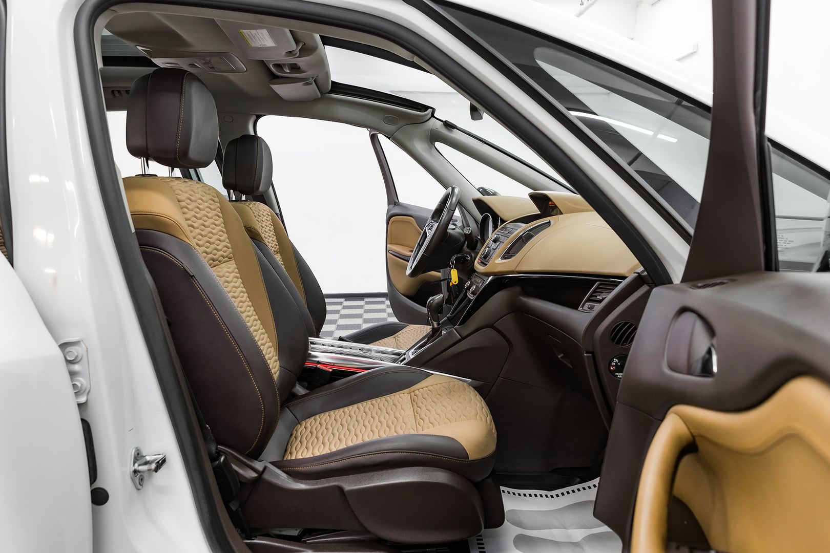 Opel Zafira, C, 2014 фото 14