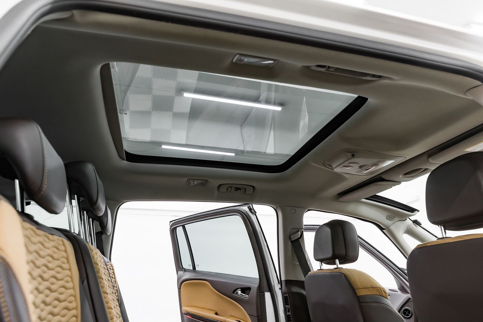 Opel Zafira, C, 2014 фото 19