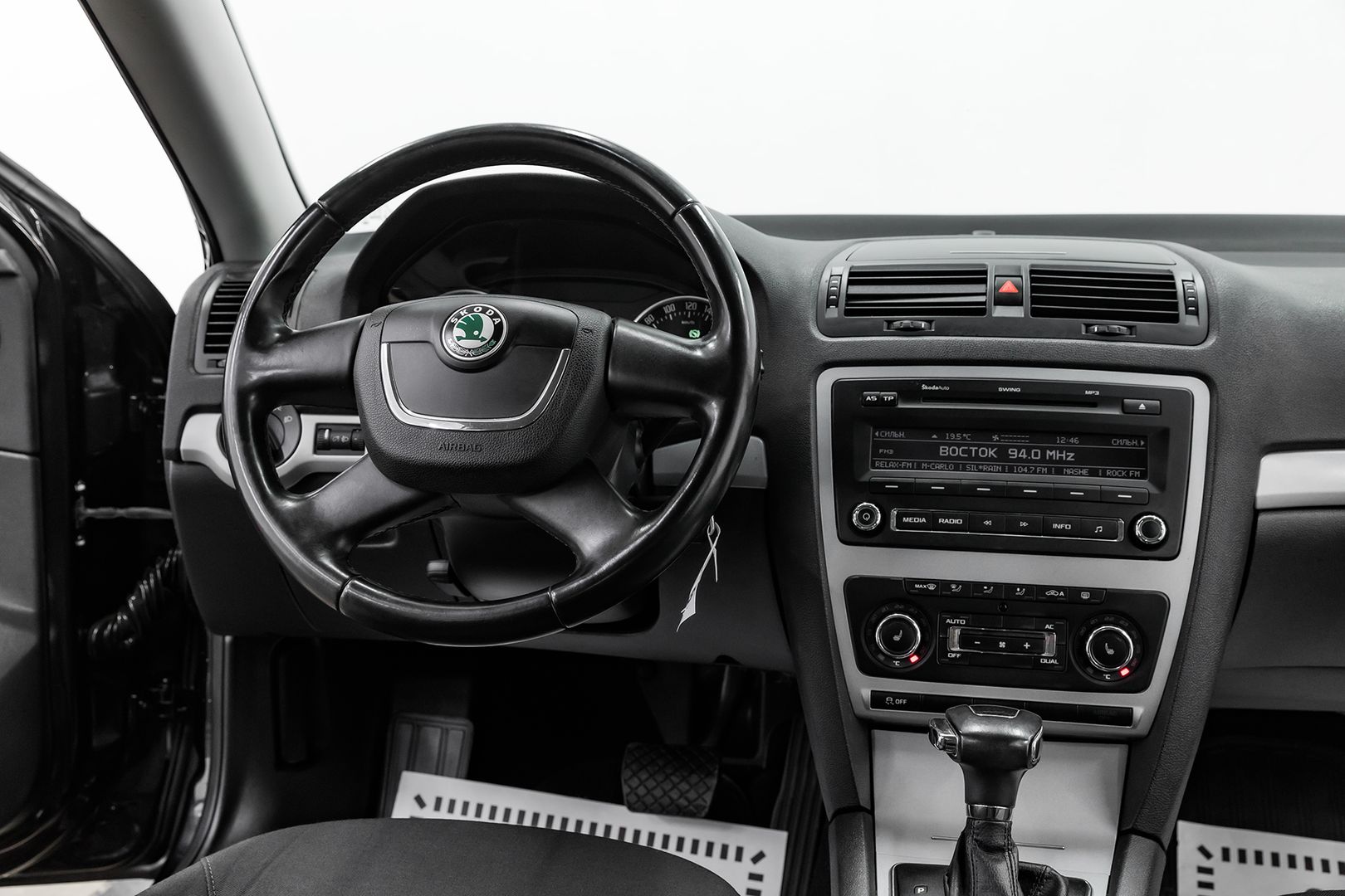 Skoda Octavia, II (A5) Рестайлинг, 2013 фото 11