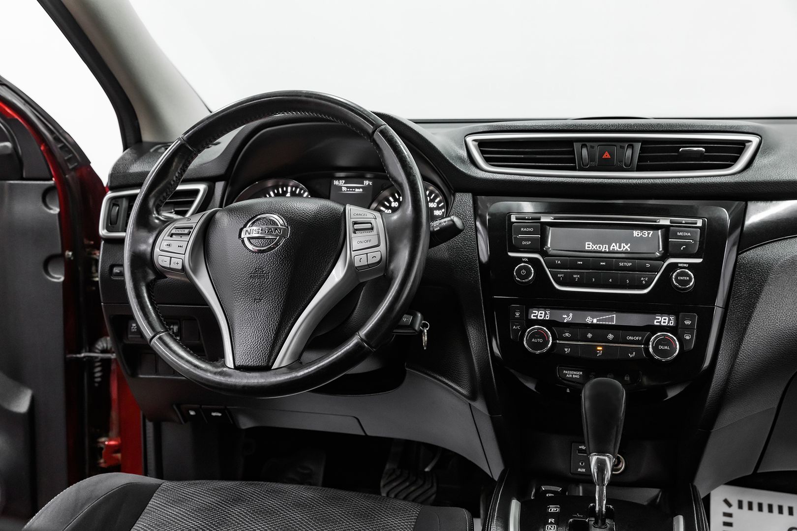 Nissan Qashqai, II, 2014 фото 11