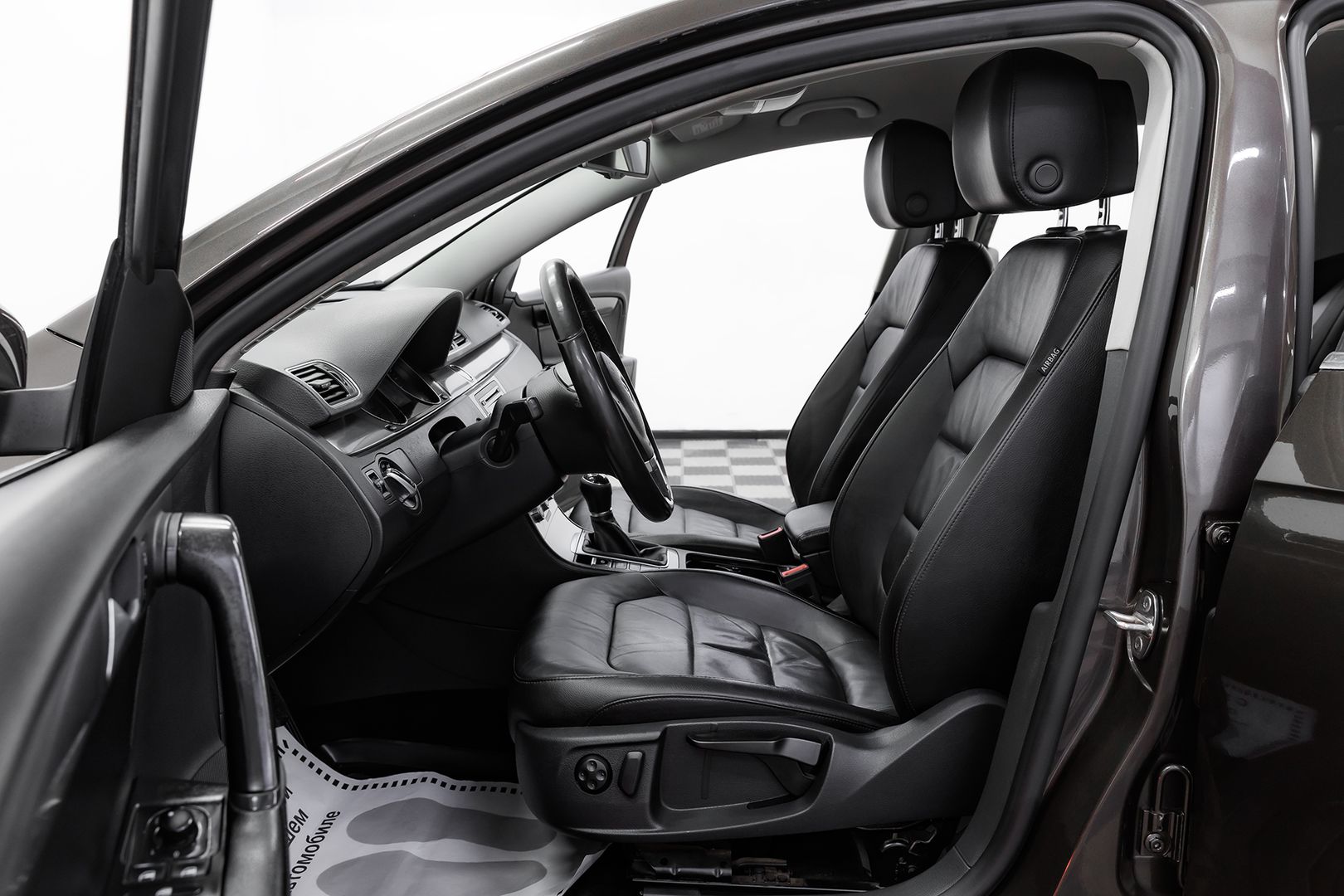 Volkswagen Passat, B7, 2013 фото 6