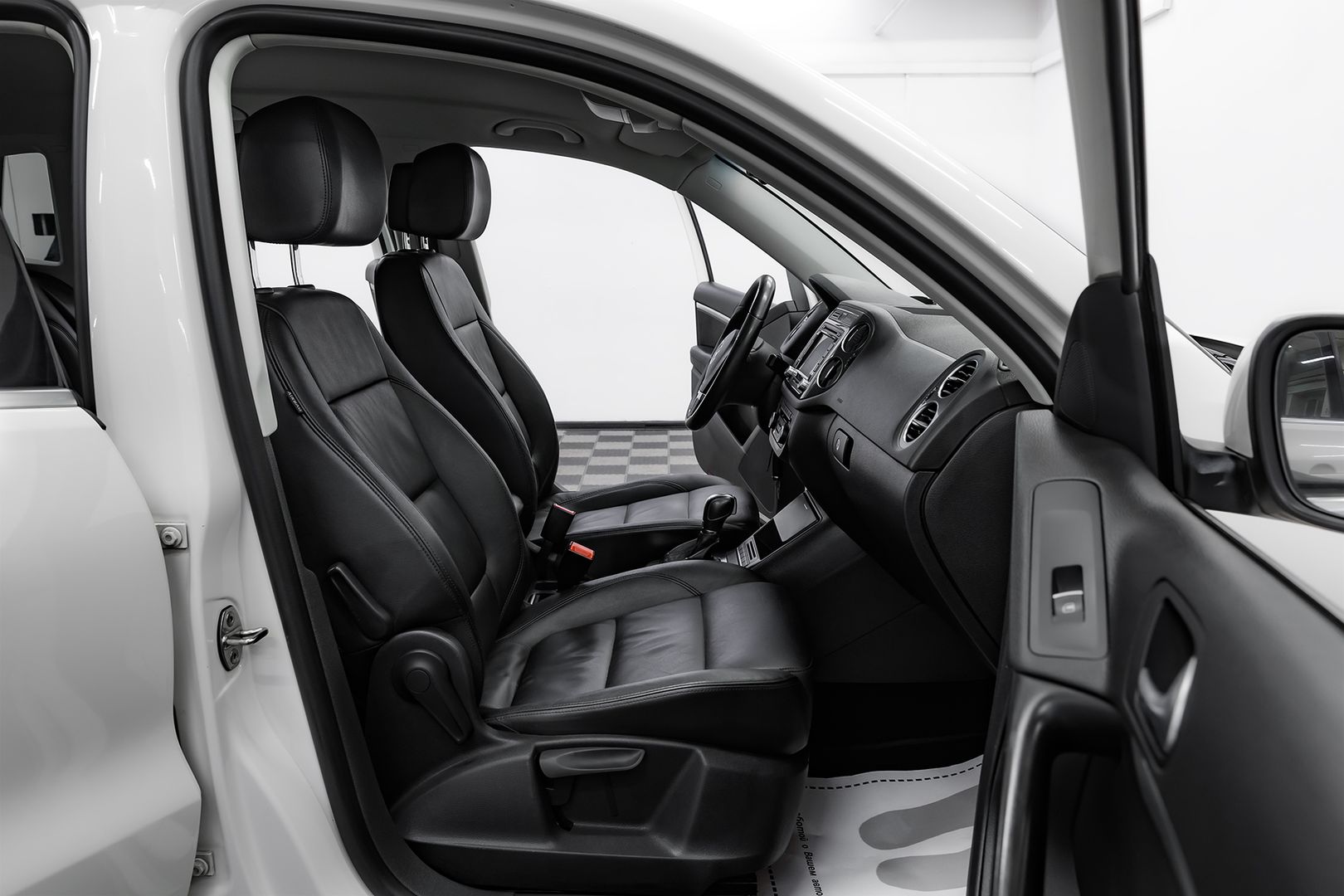 Volkswagen Tiguan, I Рестайлинг, 2012 фото 14