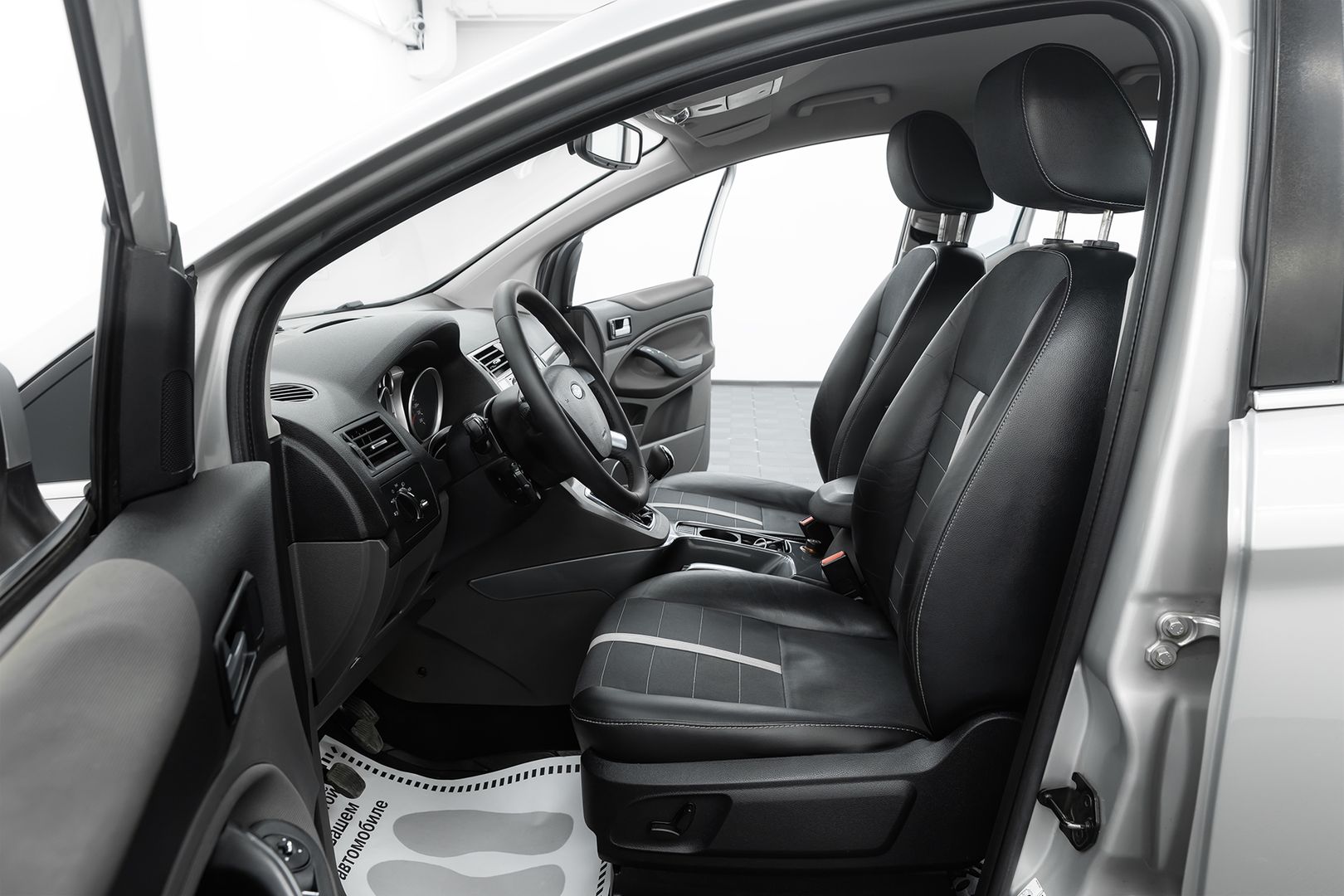 Ford Kuga, I, 2008 фото 7