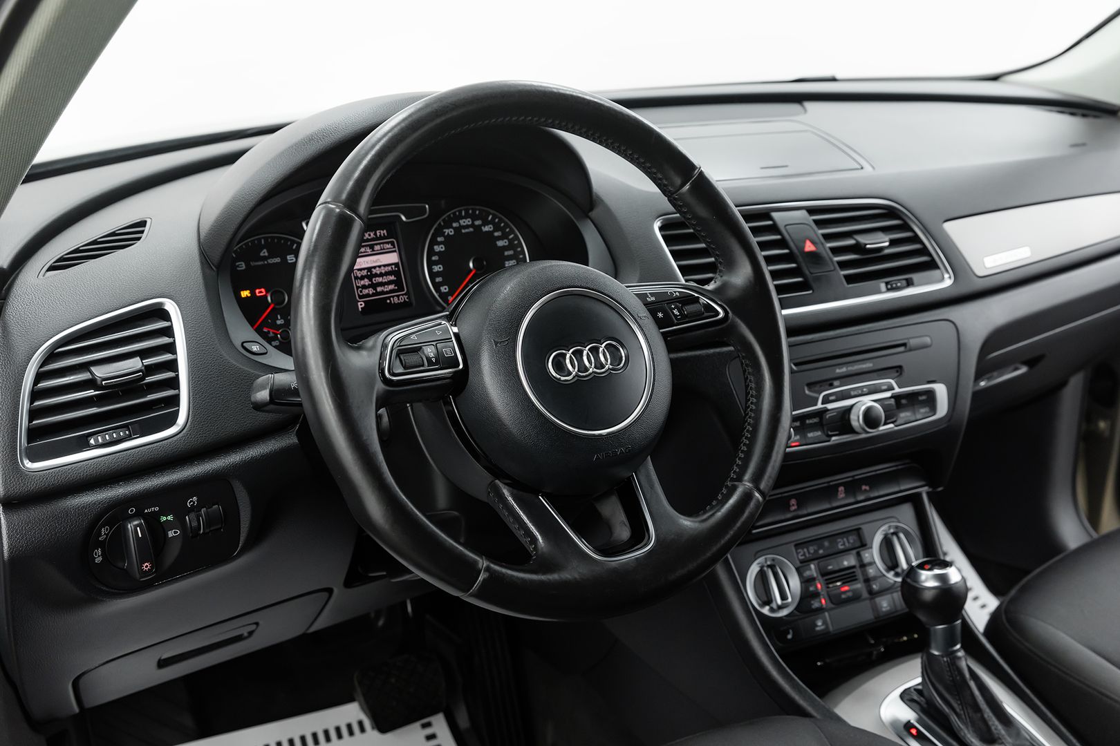 Audi Q3, I (8U), 2013 фото 9