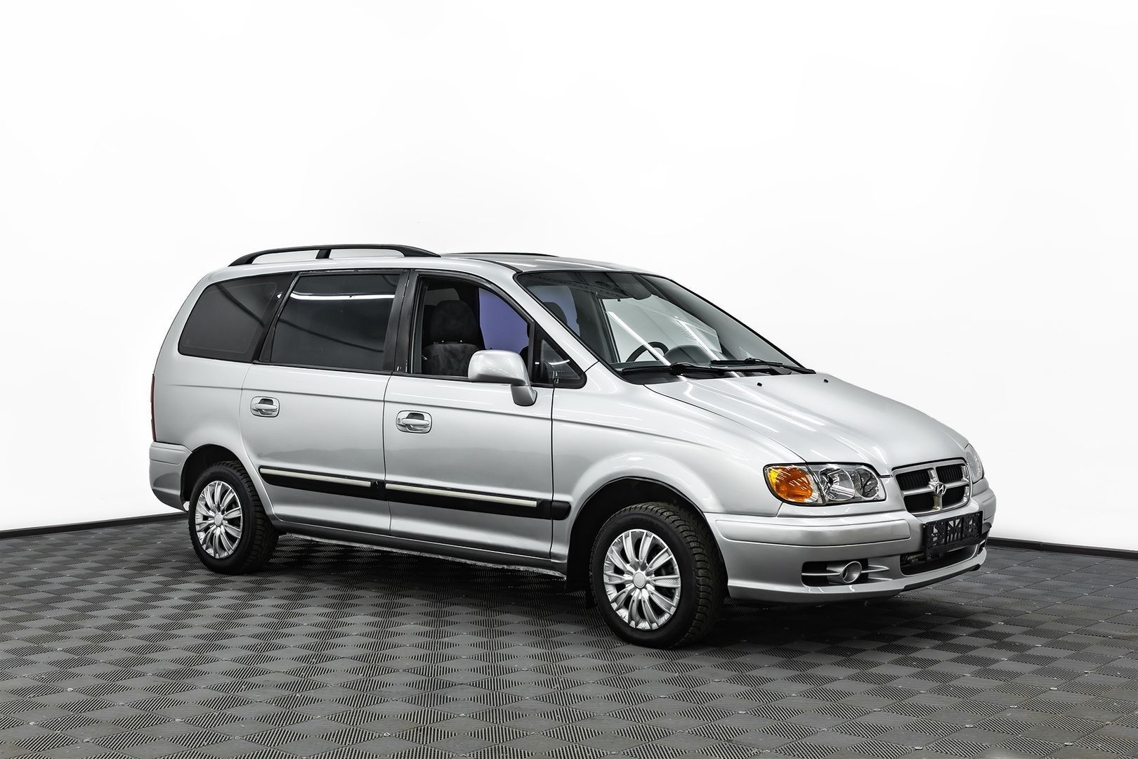 Hyundai Trajet, I, 2001 фото 3