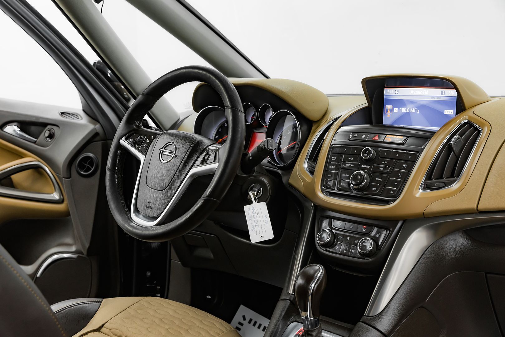 Opel Zafira, C, 2012 фото 9