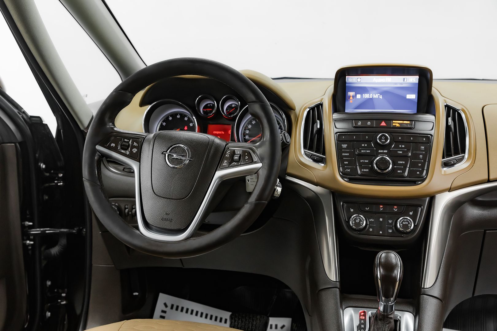 Opel Zafira, C, 2012 фото 10