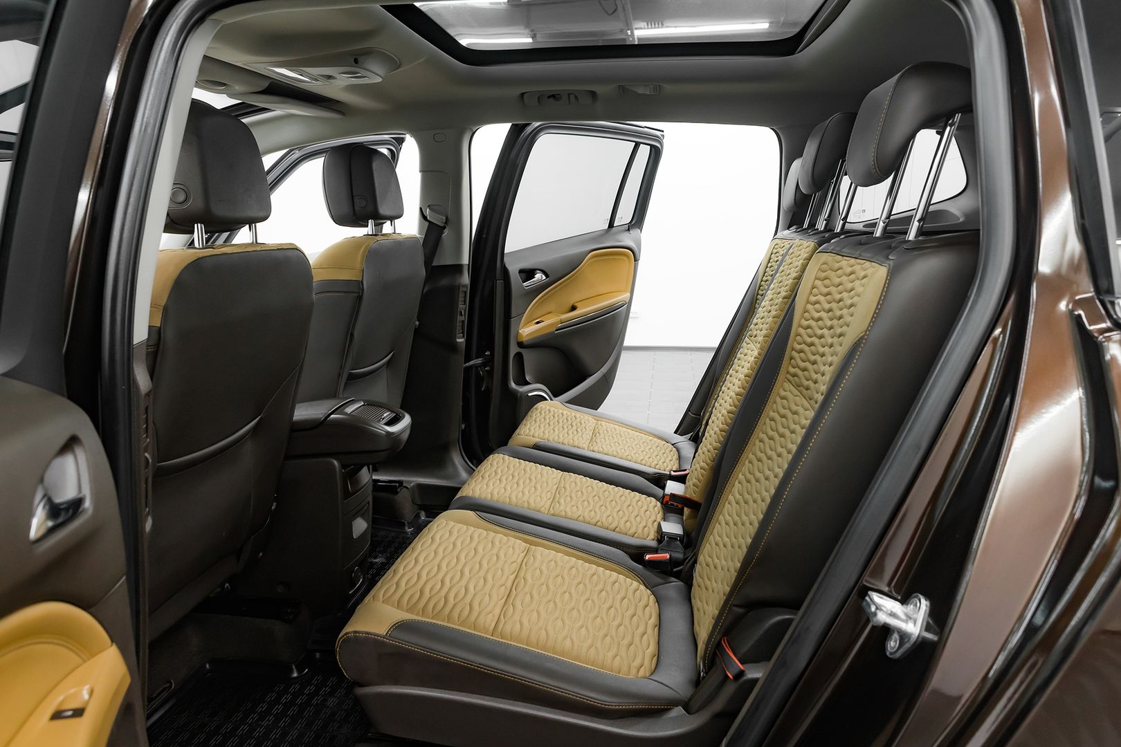 Opel Zafira, C, 2012 фото 14