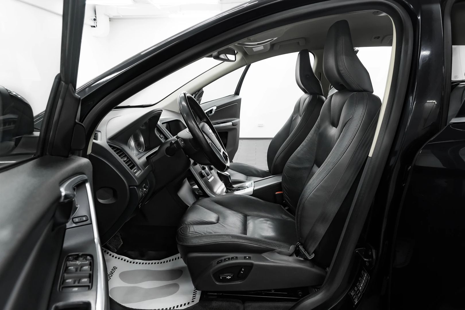 Volvo XC60, I, 2012 фото 8