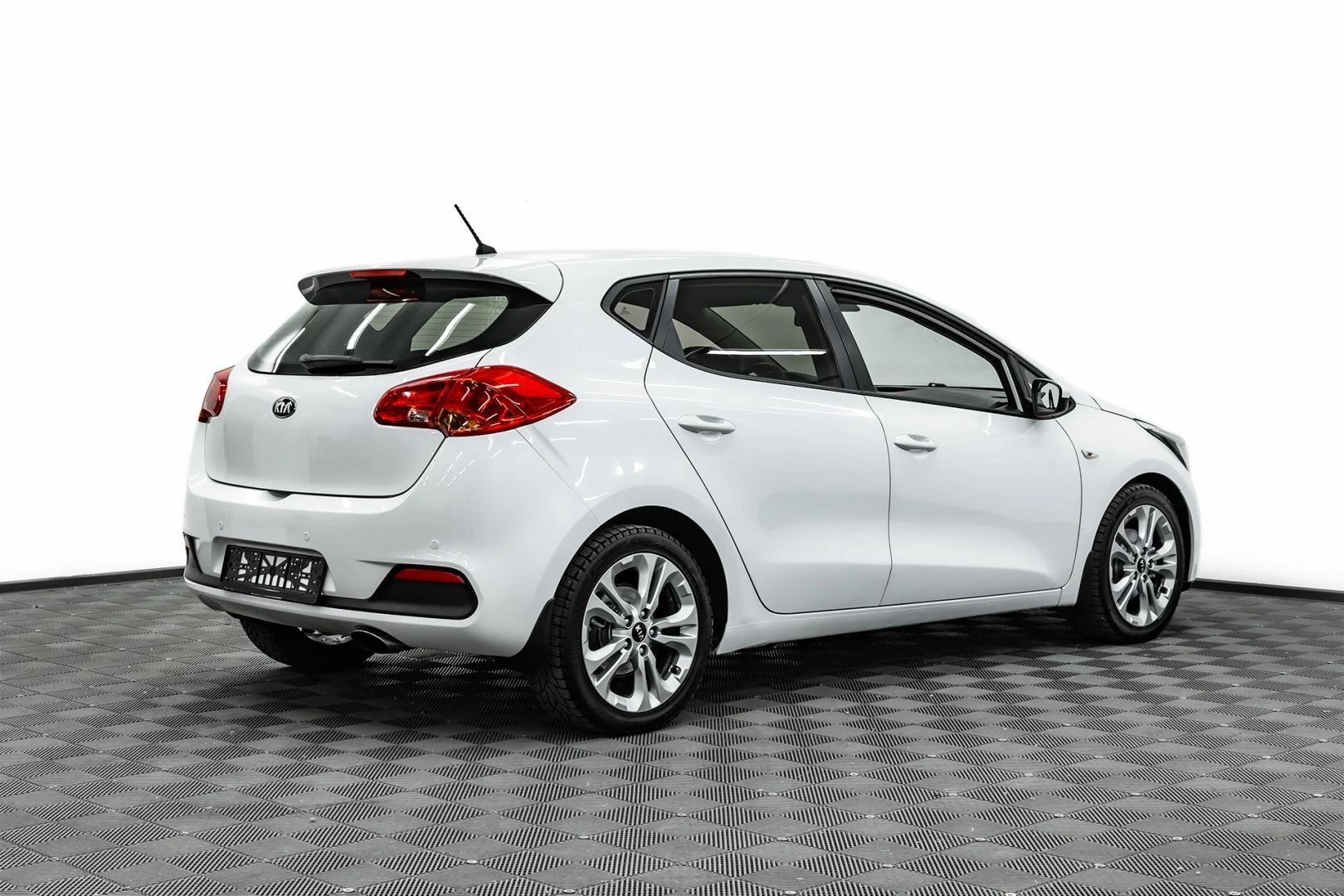 Kia Ceed, II, 2015 фото 6
