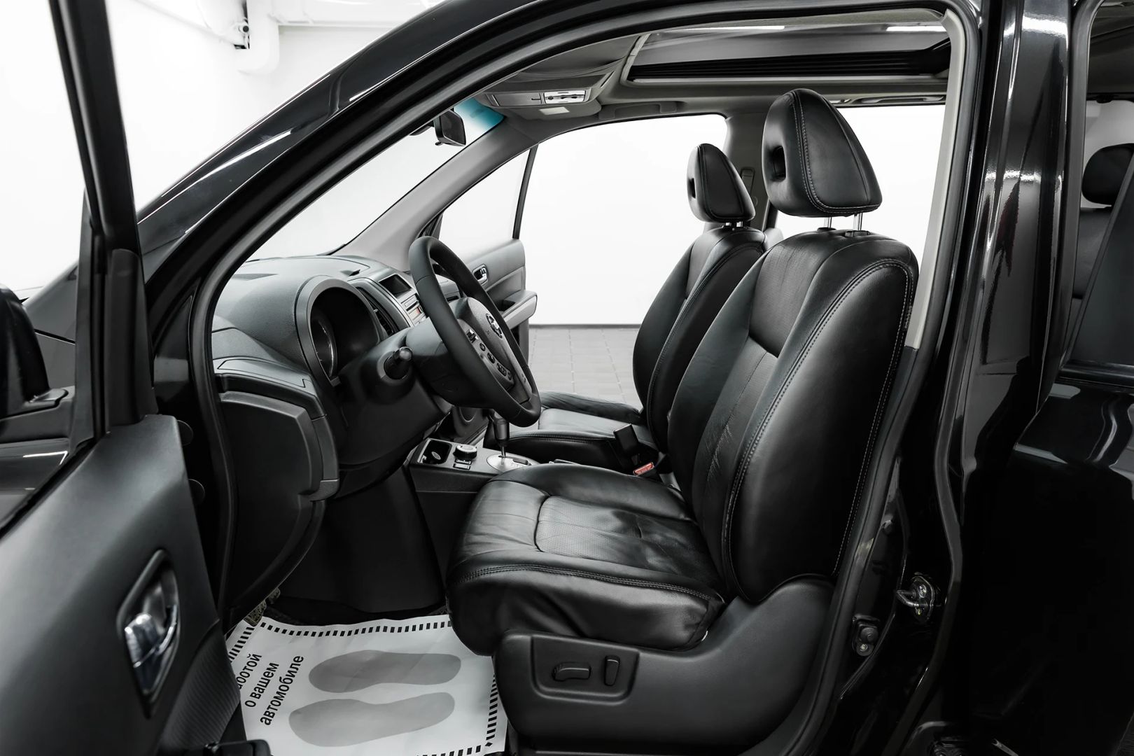 Nissan X-Trail, II Рестайлинг, 2010 фото 7