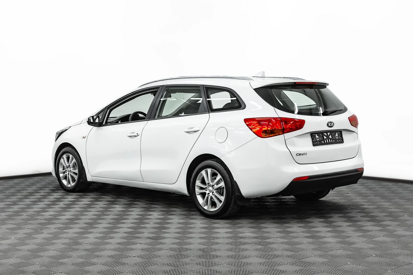 Kia Ceed, II Рестайлинг, 2017 фото 4